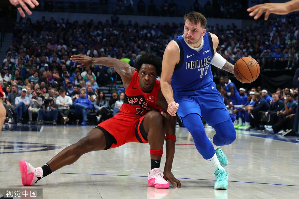 15亿英镑 15亿英镑