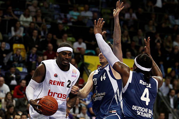 基础上为你 基础上为你